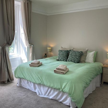 לאנגמארץ' וולס Serenity House Wales מראה חיצוני תמונה