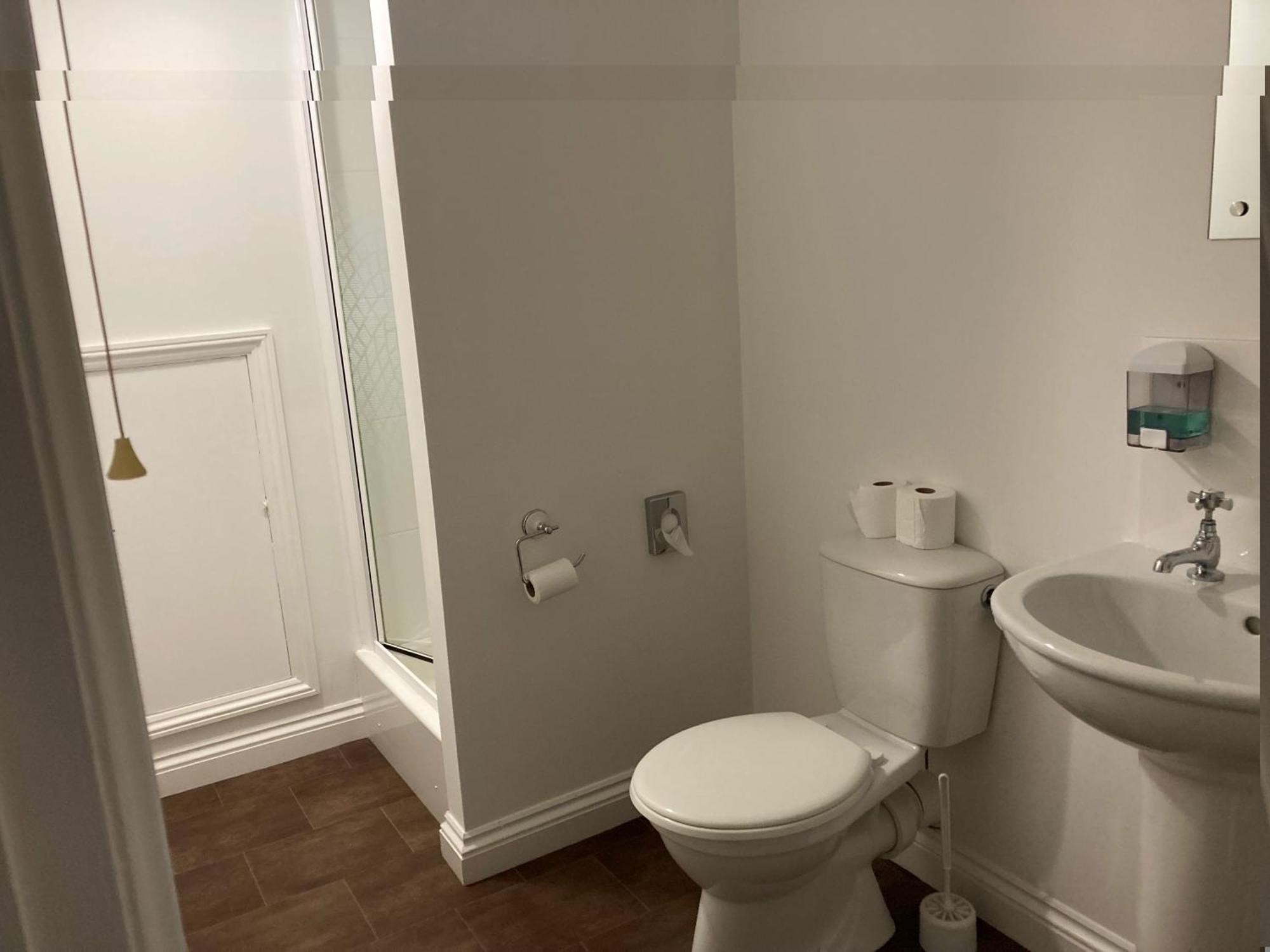 לאנגמארץ' וולס Serenity House Wales מראה חיצוני תמונה
